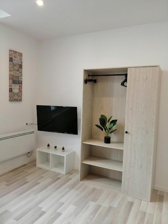 Tonneins Studio Cosy Brick Home Gare A 100M المظهر الخارجي الصورة